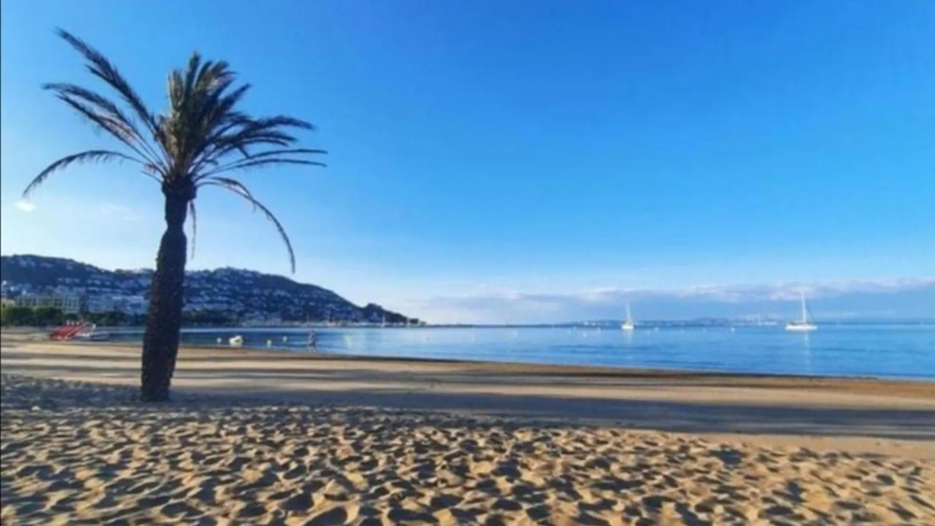 2179 Rocmar 7 4-B, Excelente Situacion Frente Al Puerto Pesquero Y Con Vista A La Bahia. Gran Terraza. Gran Parking Publico Delante. - Es-258-54 Apartment Roses 0*,